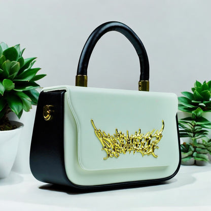 The Snowy Grip Handbag